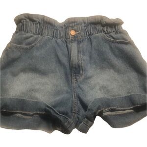 Woman’s stretchy paper bag denim jean shorts